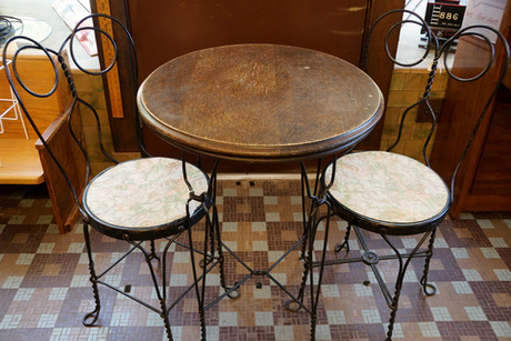 Ice Cream Parlor Table & Chairs