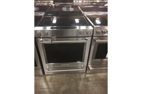 Kitchen Aid Stainless Steel Electric Range From Sears Outlet | Albany, NY Auctions | Seize the Deal