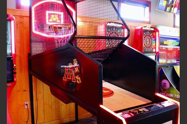 Ultimate Sports Bar & Grill