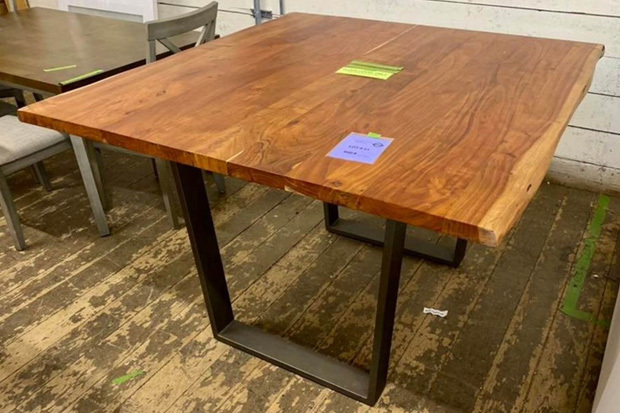 The Old Warehouse Furniture and Auction in Zillah