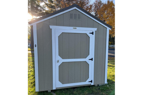 J's Dog Haus Sheds