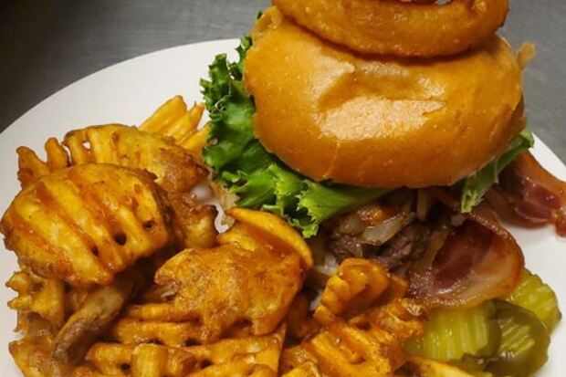 Trapper's Pub & Grub