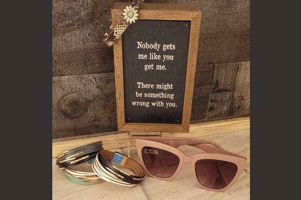 Hair to Stay Salon & Boutique