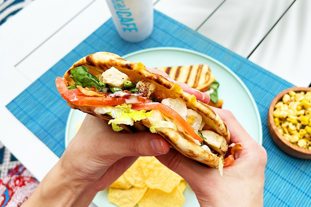 Tropical Smoothie Cafe