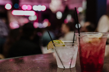 Sweet Caroline’s Dueling Piano Bar