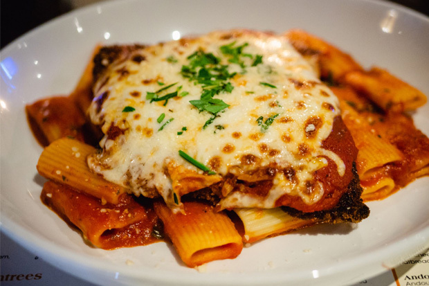 Profiletavernchickenparm