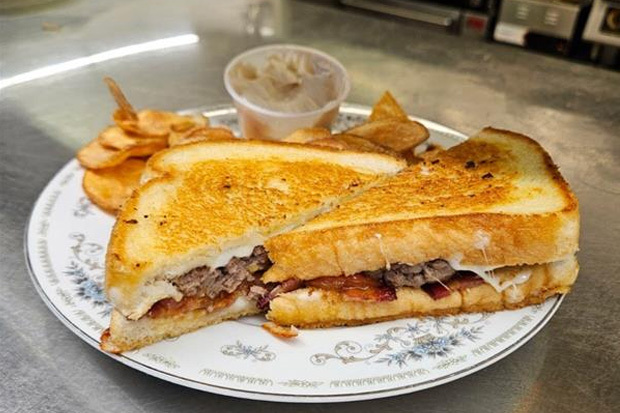 Tiffy Jo's Diner & Energy Bar