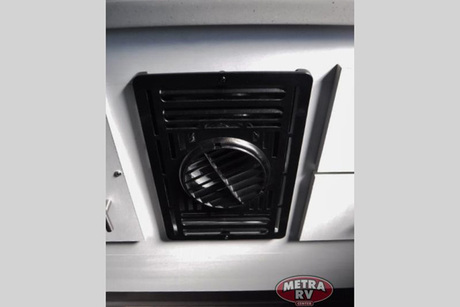 Metra RV