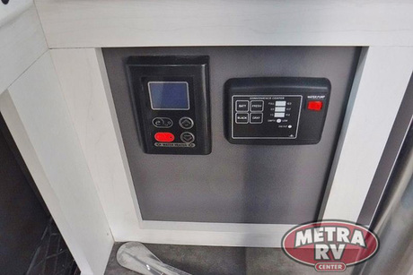 Metra RV