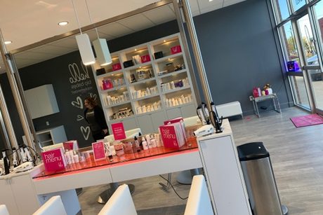 Blo Blow Dry Bar
