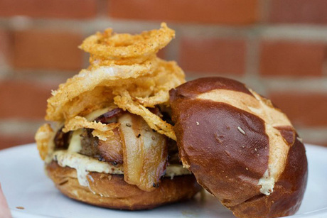 Edgar Bar & Steakhouse