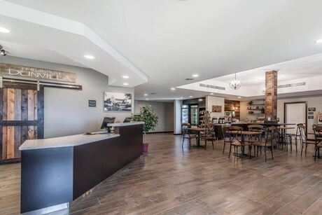 Lakes Inn at Dunvilla