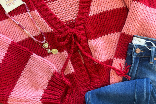 Adornboutique resized