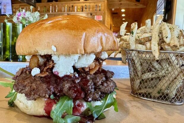 Pine House Kitchen & Bar