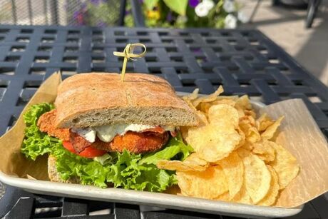 Bulldog Pizza & Grill