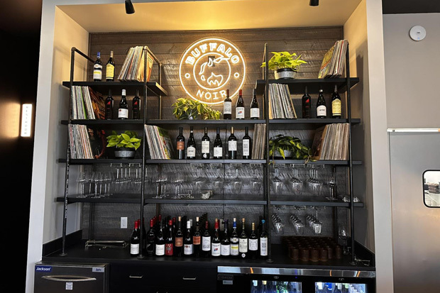 Buffalonoir2 resized