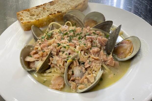 Naked City Pizza & DiVito's Restaurant