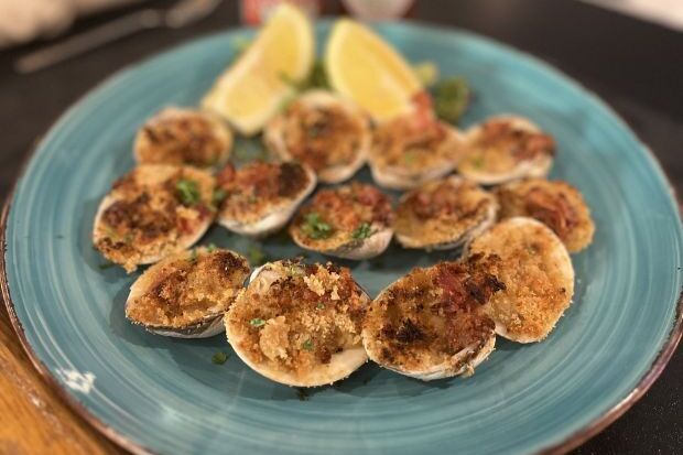 Naked City Pizza & DiVito's Restaurant