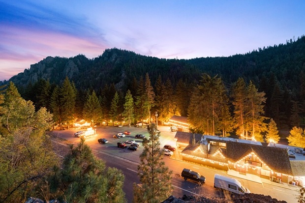 Whistlin' Jack Lodge