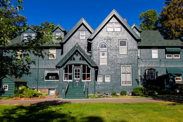 Linden Hill Historic Estate