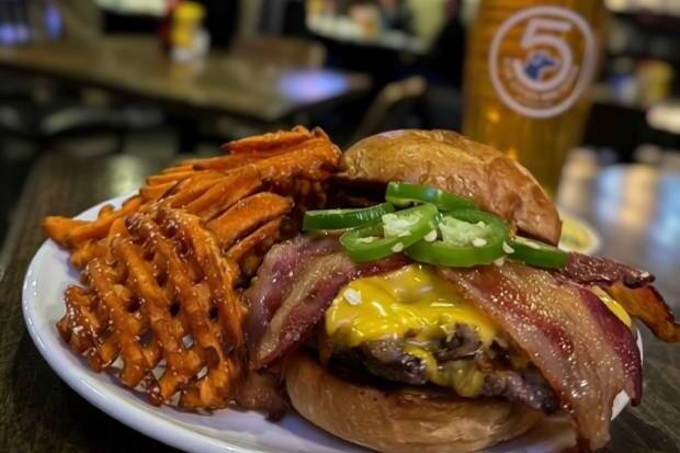 Central Standard Craft Beer & Burgers
