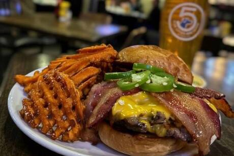 Central Standard Craft Beer & Burgers