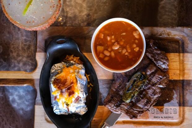 Barrio Eats & Drinks