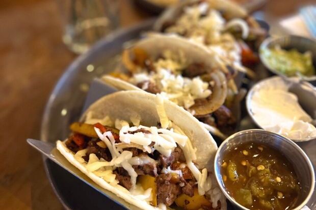 Barrio Eats & Drinks