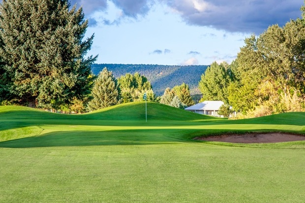 Cedaredgegolfcourse resized