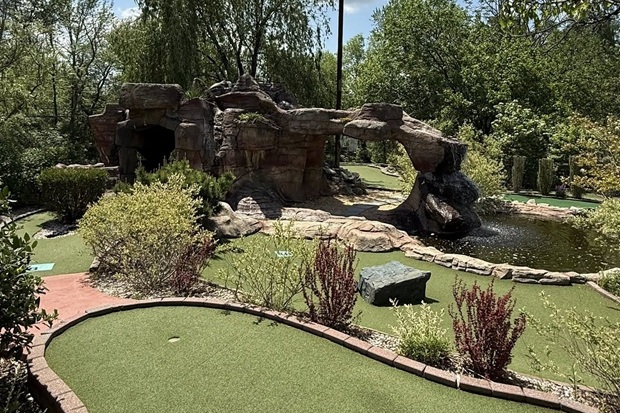 Serene Custard & Miniature Golf