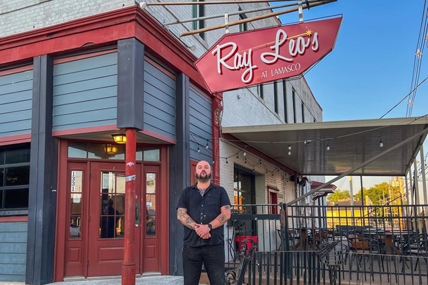 Ray Leo's at Lamasco