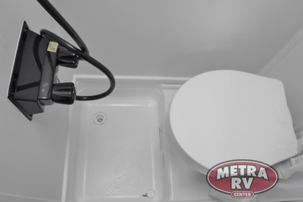 Metra RV