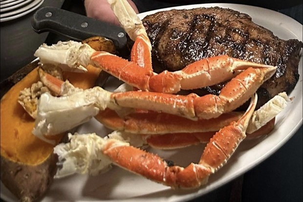 Edgar Bar & Steakhouse