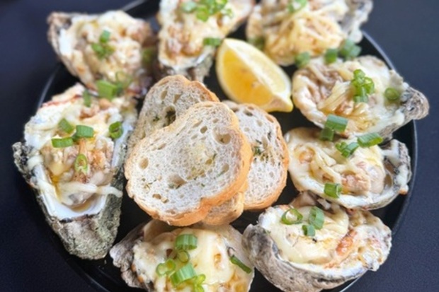 The Pearl Oyster Bar & Restaurant