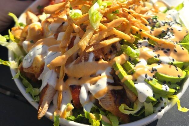 Beach Deck Bar & Grill