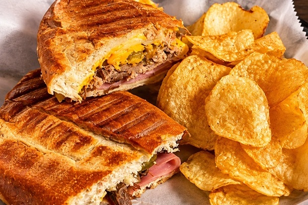 Casino Pub and Grub